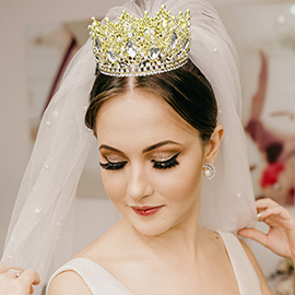 Marquise Teardrop Stone Accented Leaf Detail Queen Tiara