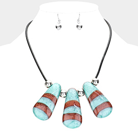 Patterned Glitter Teardrop Bead Necklace