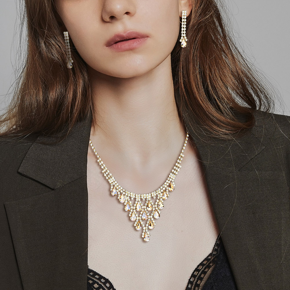 Teardrop Cluster Rhinestone Necklace