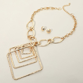 Geometric Metal Pendant Statement Necklace