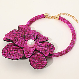 Pearl Centered Bling Studded Oversized Flower Pointed Necklace