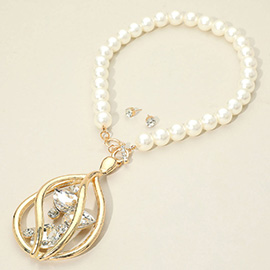 Oversized Elegant Sculpted Pendant Accent Pearl Statement Necklace