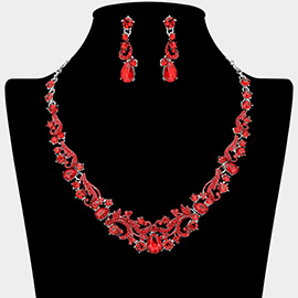 Elegant Teardrop Stone Cluster Accent Rhinestone Embellished Necklace