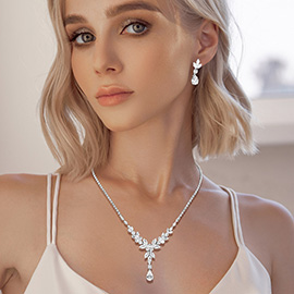 CZ Teardrop Cluster Accent Marquise Floral Cluster Rhinestone Paved Necklace