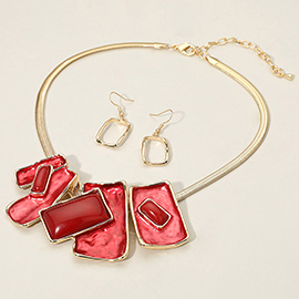 Geometric Enamel Rectangular Plate Beaded Necklace