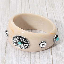 Western Conch Accent Wide Resin Bangle Bracelet