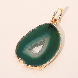 Natural Cutout Center Oval Geode Slice Pendant
