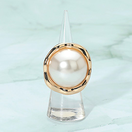 Bold Pearl Stretch Statement Ring